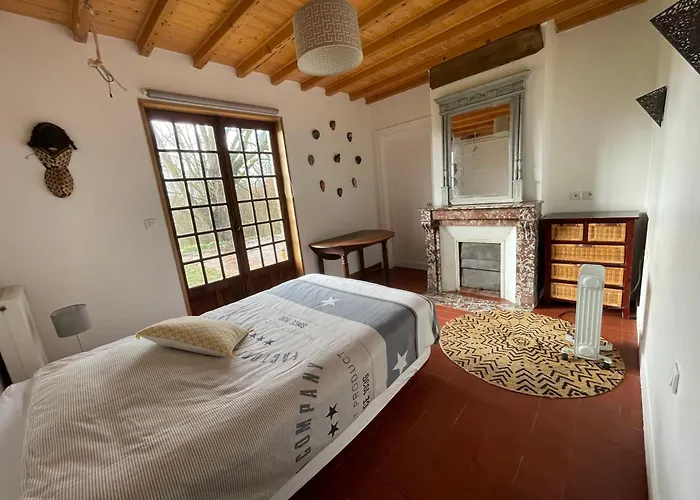 Charming Normandy House - Perfect For A Family Weekend Getaway